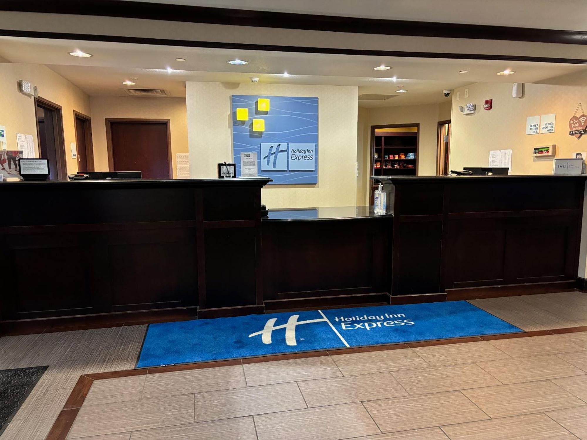 Holiday Inn Express Belle Vernon Dış mekan fotoğraf