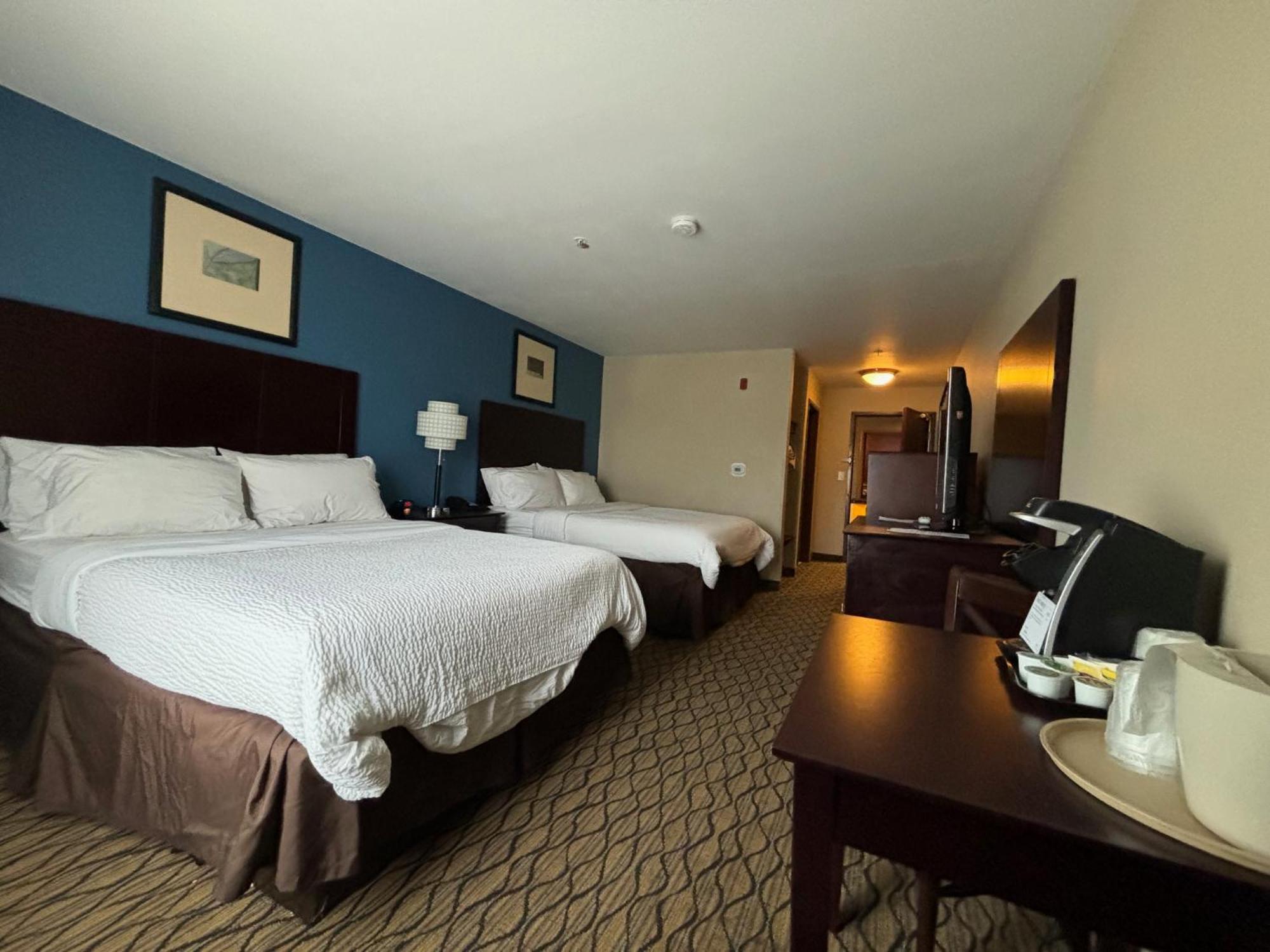 Holiday Inn Express Belle Vernon Dış mekan fotoğraf