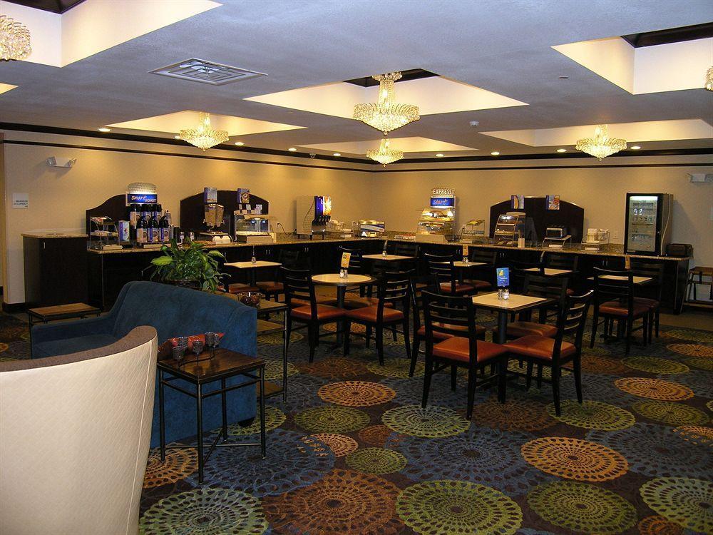 Holiday Inn Express Belle Vernon Dış mekan fotoğraf