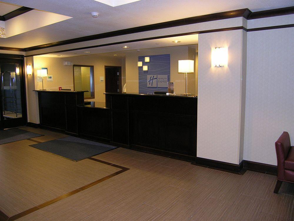 Holiday Inn Express Belle Vernon Dış mekan fotoğraf