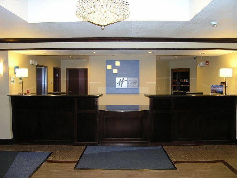 Holiday Inn Express Belle Vernon Dış mekan fotoğraf
